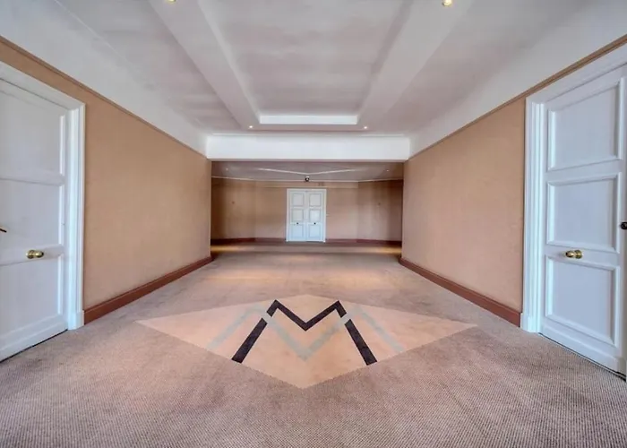 1 Bedroom - M6
