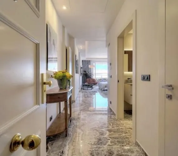 1 Bedroom - M6 شقة *
